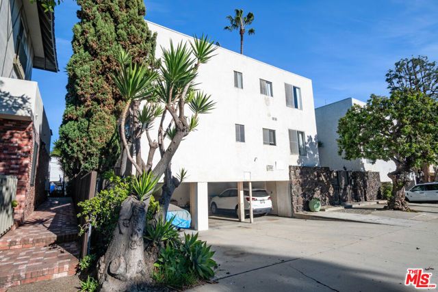 1243 12th Street, Santa Monica, CA 90401
