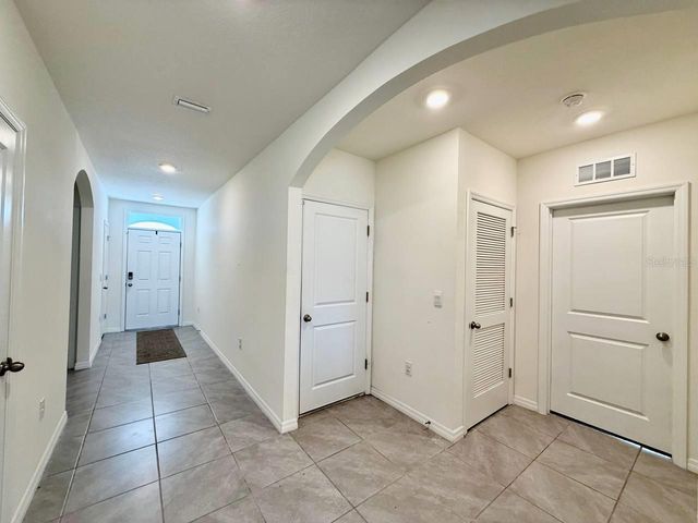 9098 FORGE BREEZE LOOP, Wesley Chapel, FL 33545