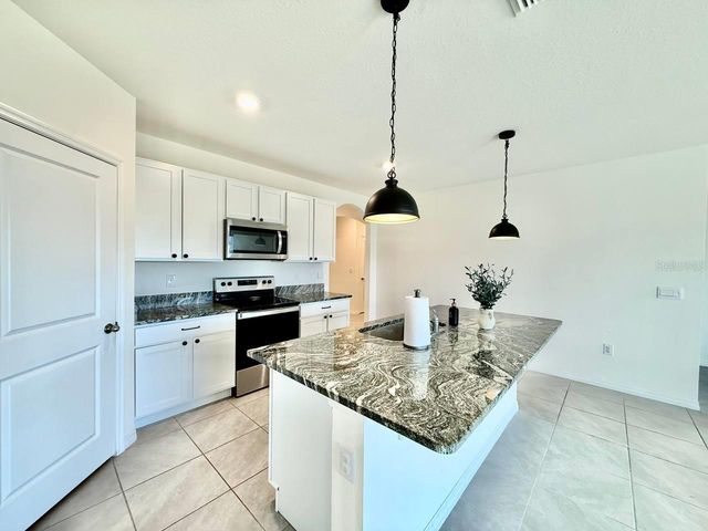 9098 FORGE BREEZE LOOP, Wesley Chapel, FL 33545