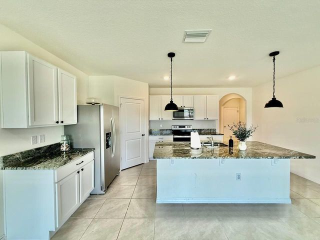 9098 FORGE BREEZE LOOP, Wesley Chapel, FL 33545