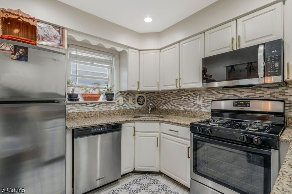 2467 State Route 10 2A, Parsippany-troy Hills Twp., NJ 07950 — photo 2