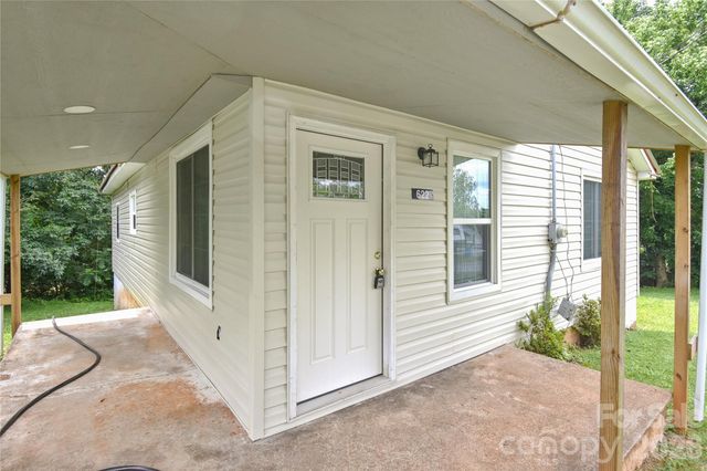 622 Green Street Loop, Marion, NC 28752
