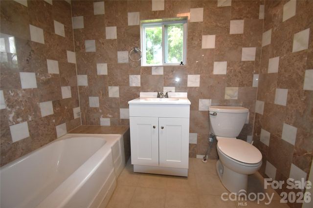 622 Green Street Loop, Marion, NC 28752
