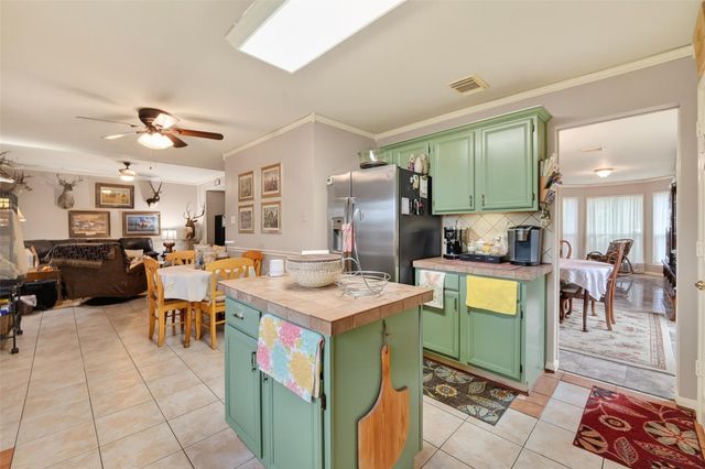 4418 Plover Drive, Seabrook, TX 77586