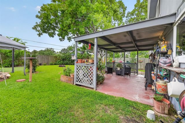 4418 Plover Drive, Seabrook, TX 77586