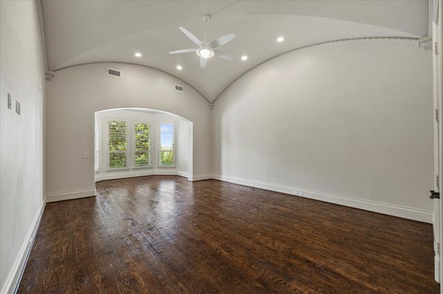 140 Manor Drive, Heath, TX 75032