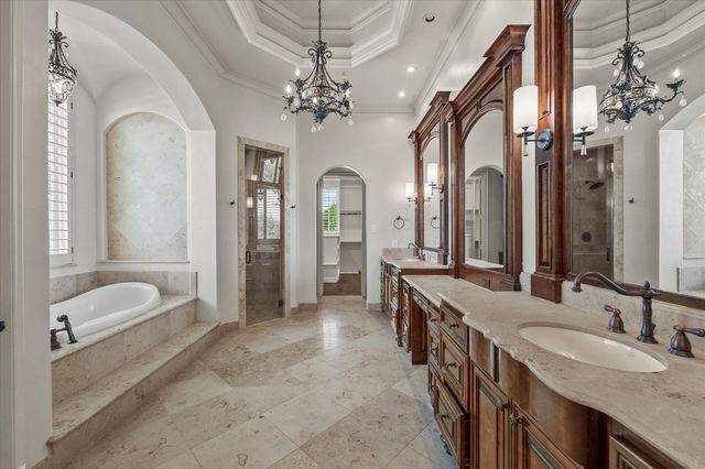 140 Manor Drive, Heath, TX 75032