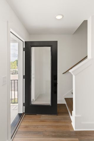 3346 Conviser Dr, Nashville, TN 37207