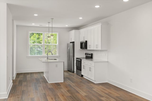 3346 Conviser Dr, Nashville, TN 37207