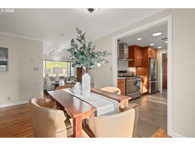 3450 DONALD St, Eugene, OR 97405