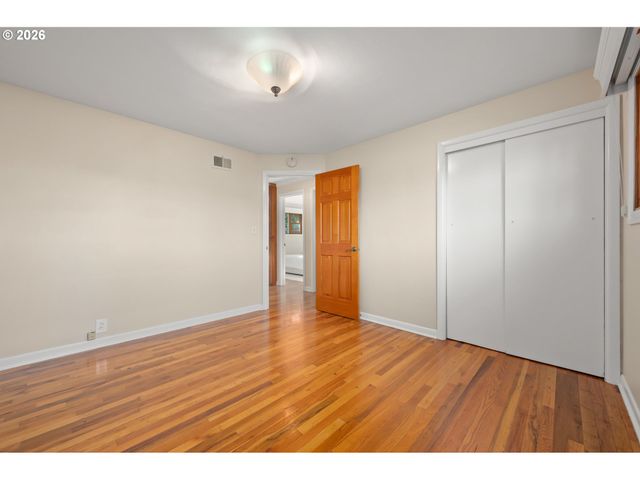 3450 DONALD St, Eugene, OR 97405