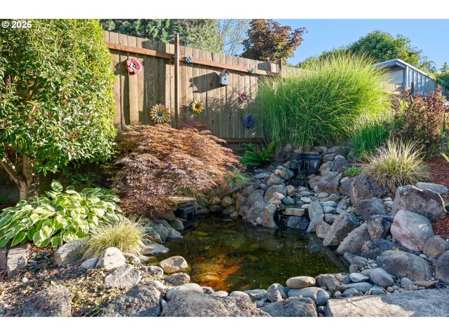 3450 DONALD St, Eugene, OR 97405