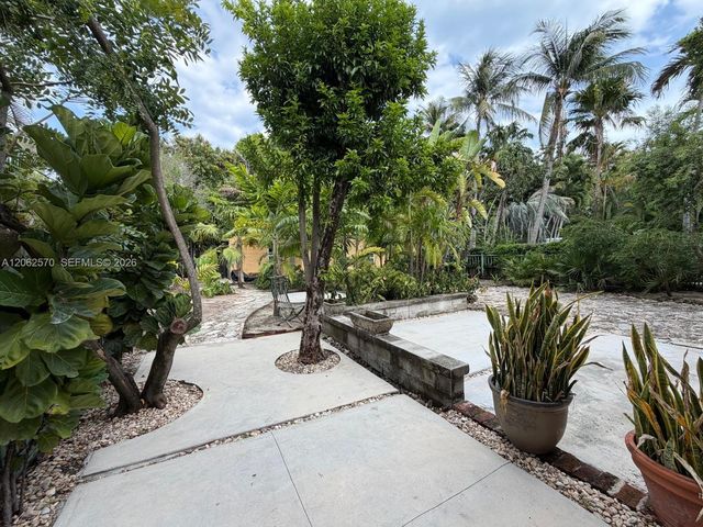 3447 Sheridan Ave 1, Miami Beach, FL 33140