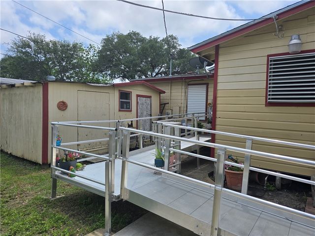 2230 Talisman St, Corpus Christi, TX 78416