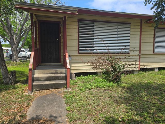 2230 Talisman St, Corpus Christi, TX 78416