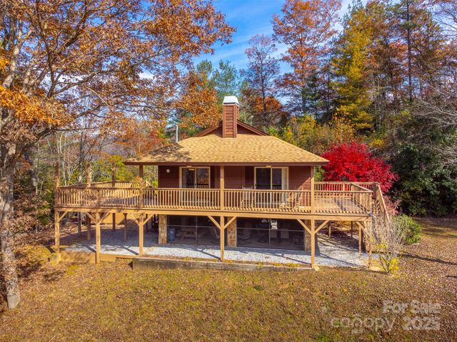 2311 Alarka Road, Bryson City, NC 28713