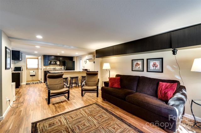 2311 Alarka Road, Bryson City, NC 28713