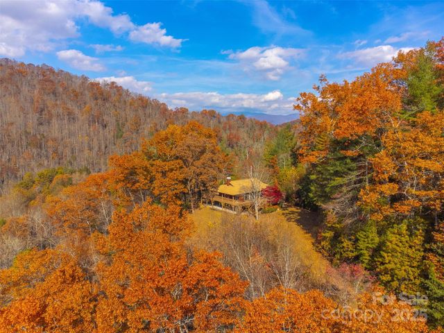 2311 Alarka Road, Bryson City, NC 28713