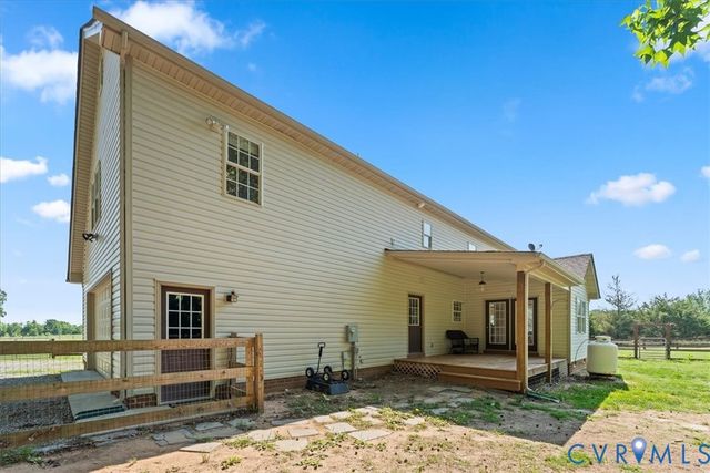3137 Trenholm Rd, Powhatan, VA 23139