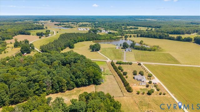 3137 Trenholm Rd, Powhatan, VA 23139