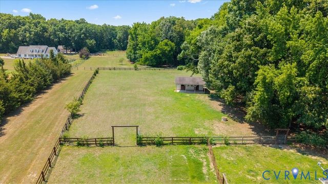 3137 Trenholm Rd, Powhatan, VA 23139