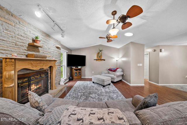 3213 Pueblo Drive, Crossville, TN 38572