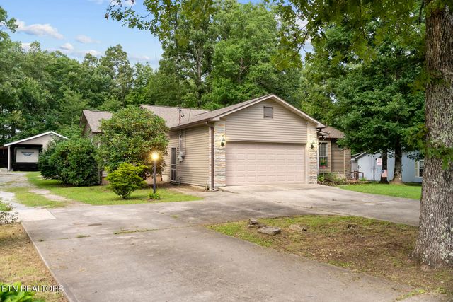 3213 Pueblo Drive, Crossville, TN 38572