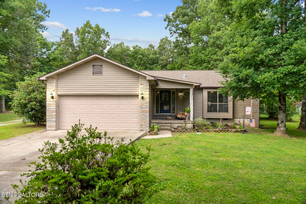 3213 Pueblo Drive, Crossville, TN 38572