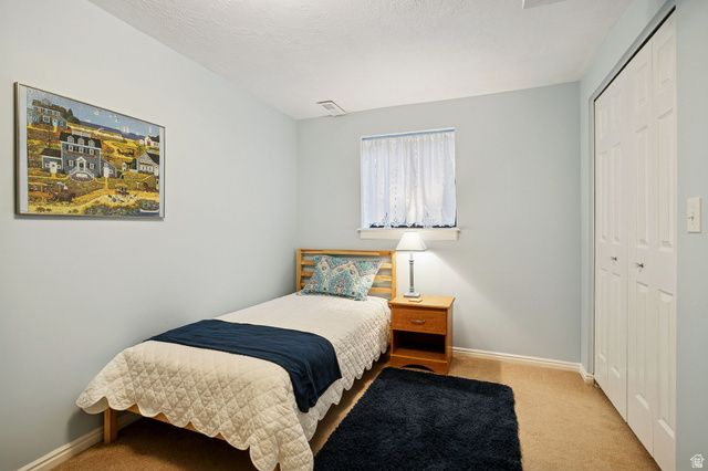 527 SHERIDAN CIR, Centerville, UT 84014