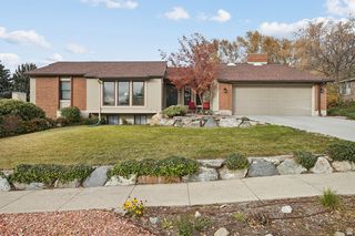 527 SHERIDAN CIR, Centerville, UT 84014