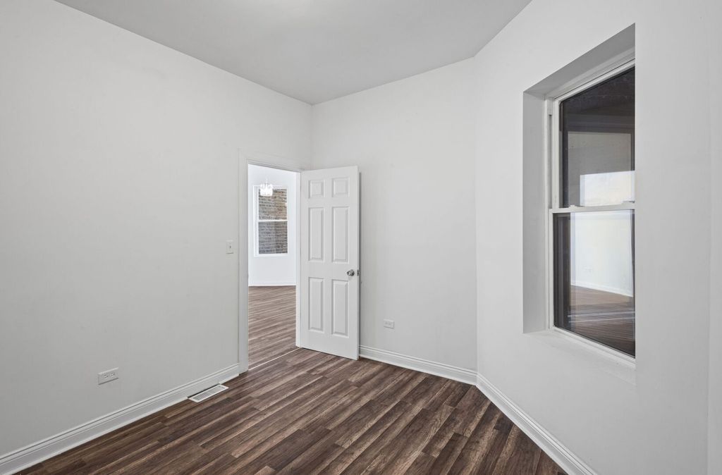 4018 W Polk Street, Chicago, IL 60624 — photo 2