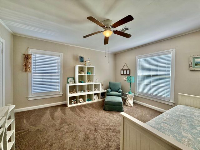 2401 Centennial Street, Liberty, TX 77575