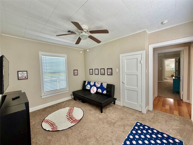 2401 Centennial Street, Liberty, TX 77575