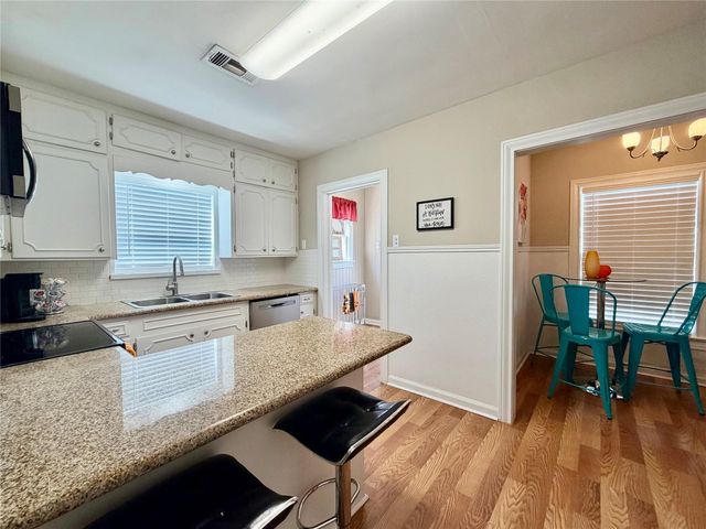 2401 Centennial Street, Liberty, TX 77575