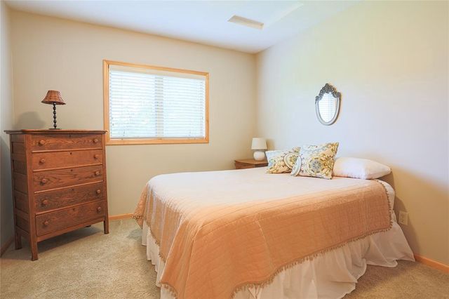 2400 Emerald Bend, Hudson, WI 54016