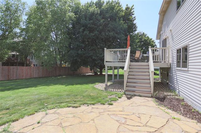 2400 Emerald Bend, Hudson, WI 54016