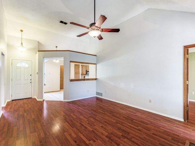 10200 Pack Saddle Court, Fort Worth, TX 76108