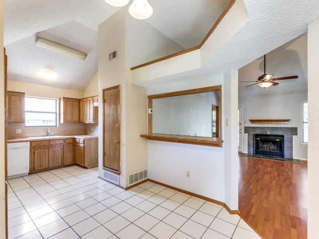 10200 Pack Saddle Court, Fort Worth, TX 76108