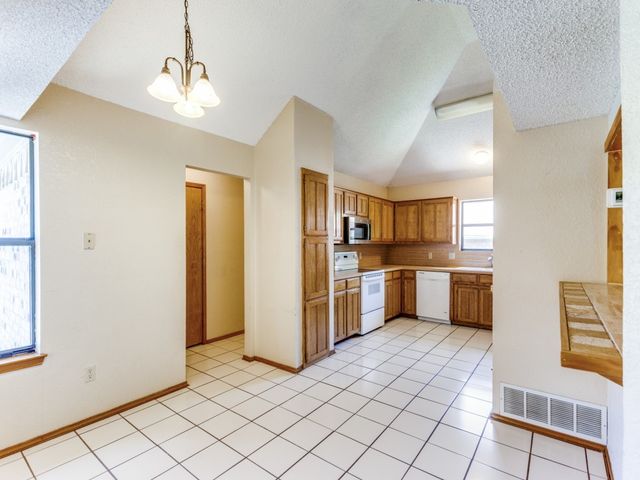 10200 Pack Saddle Court, Fort Worth, TX 76108