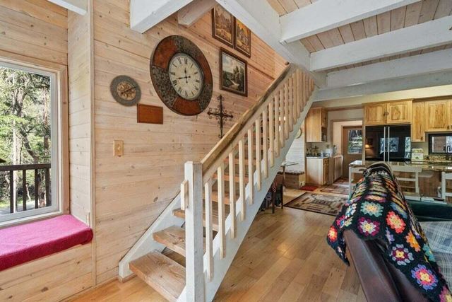 1584 Yale Creek Road, Jacksonville, OR 97530