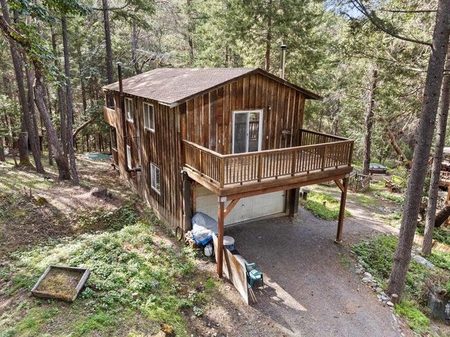 1584 Yale Creek Road, Jacksonville, OR 97530