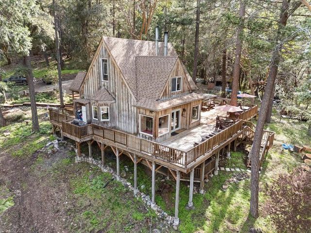 1584 Yale Creek Road, Jacksonville, OR 97530