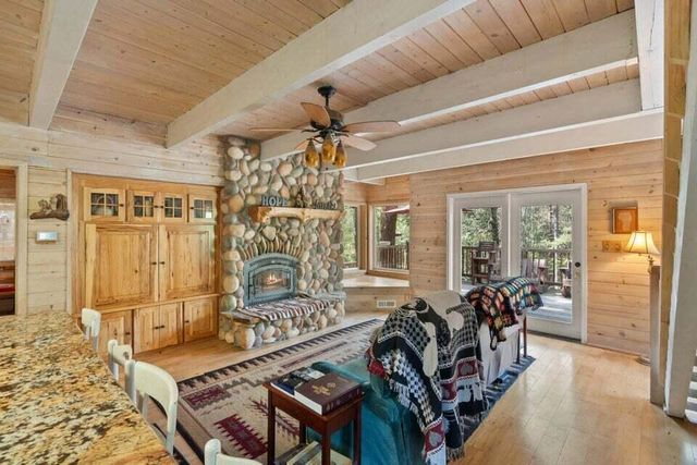 1584 Yale Creek Road, Jacksonville, OR 97530