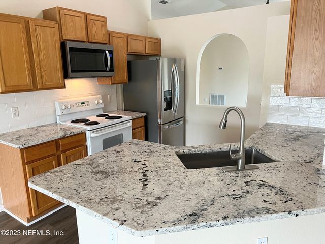 6580 GENTLE OAKS Drive N, Jacksonville, FL 32244