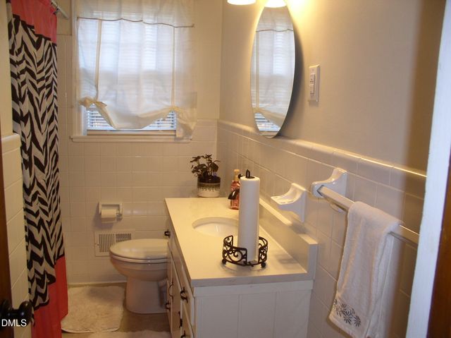 229 Perry Street, Henderson, NC 27536