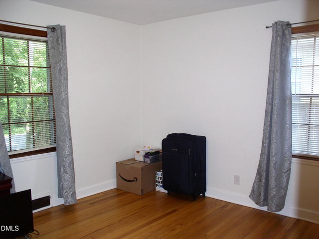 229 Perry Street, Henderson, NC 27536