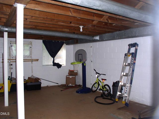 229 Perry Street, Henderson, NC 27536