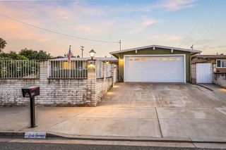 245 Paden Dr, Spring Valley, CA 91977
