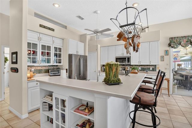 5237 CHISWICK CIRCLE, Belle Isle, FL 32812