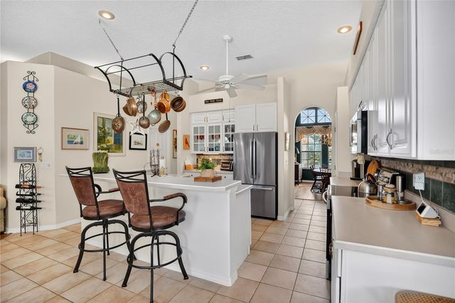 5237 CHISWICK CIRCLE, Belle Isle, FL 32812